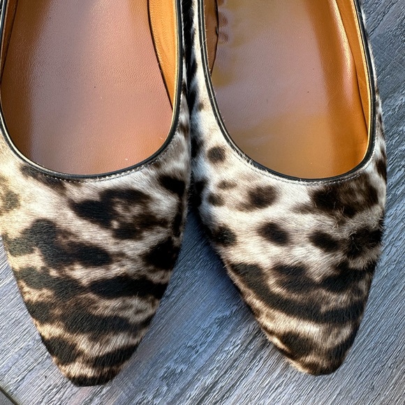 NWT Aquatalia Snow Leopard Haircalf Perla Flats - Picture 5 of 8